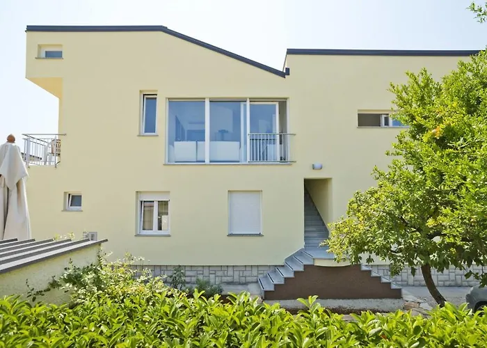 Apartments Neno